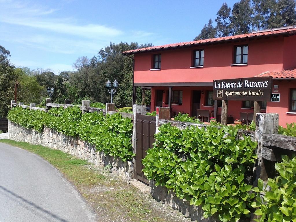 Apartamentos Rurales La Fuente De Bascones Villahormes Rum bild