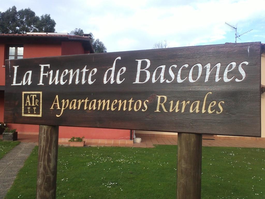 Apartamentos Rurales La Fuente De Bascones Villahormes Rum bild