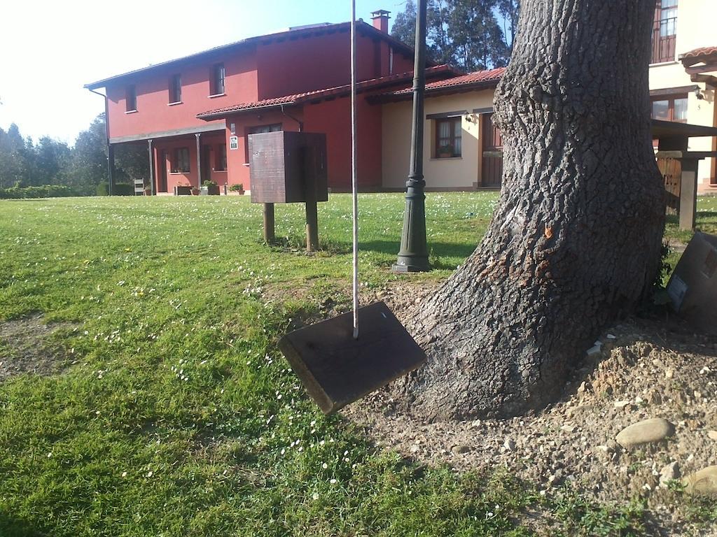 Apartamentos Rurales La Fuente De Bascones Villahormes Rum bild