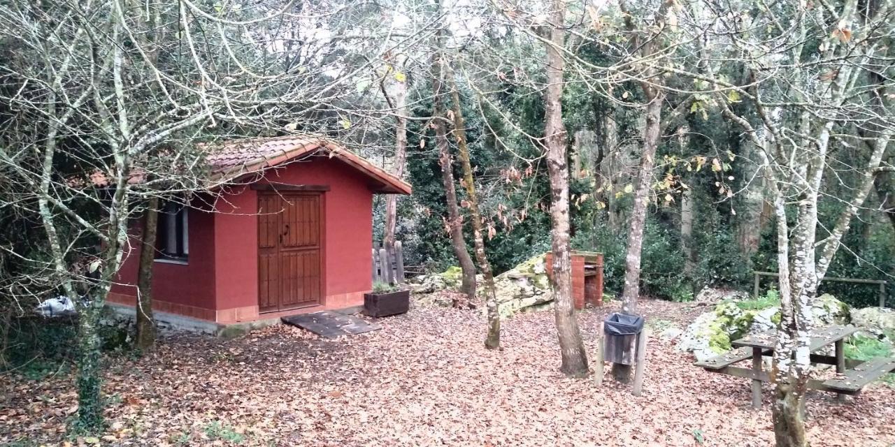 Apartamentos Rurales La Fuente De Bascones Villahormes Exteriör bild